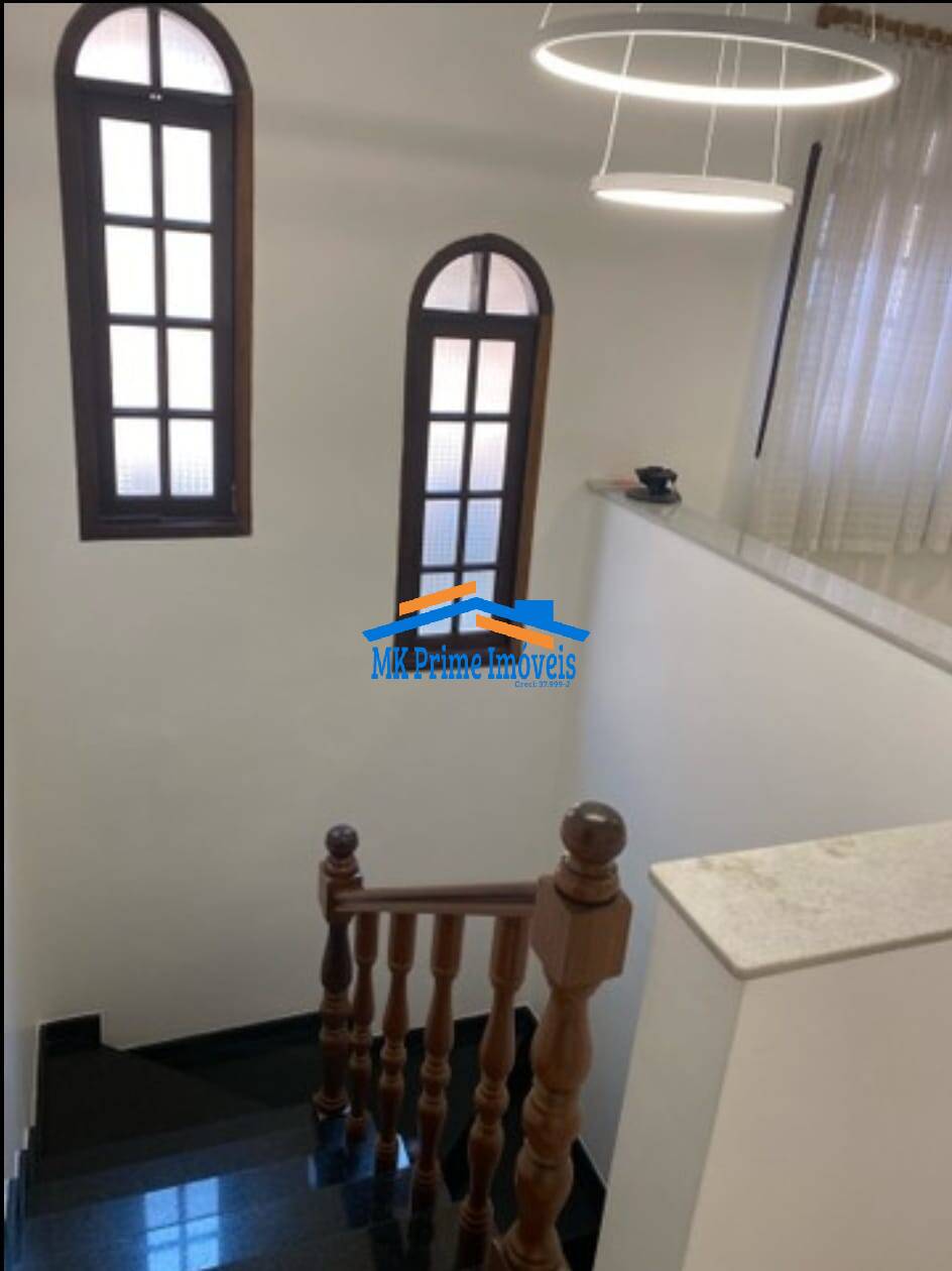 Sobrado à venda com 3 quartos, 250m² - Foto 17