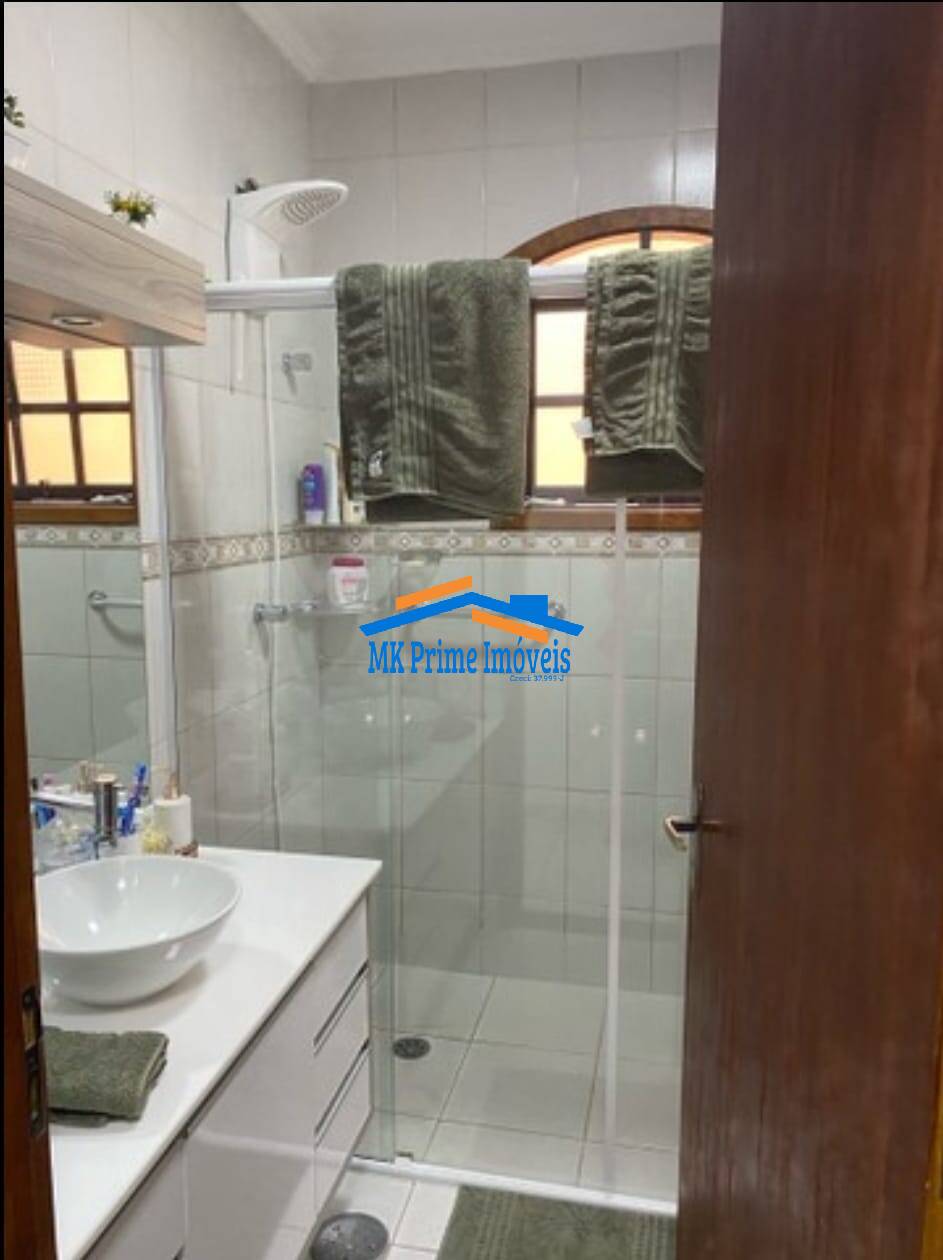 Sobrado à venda com 3 quartos, 250m² - Foto 16