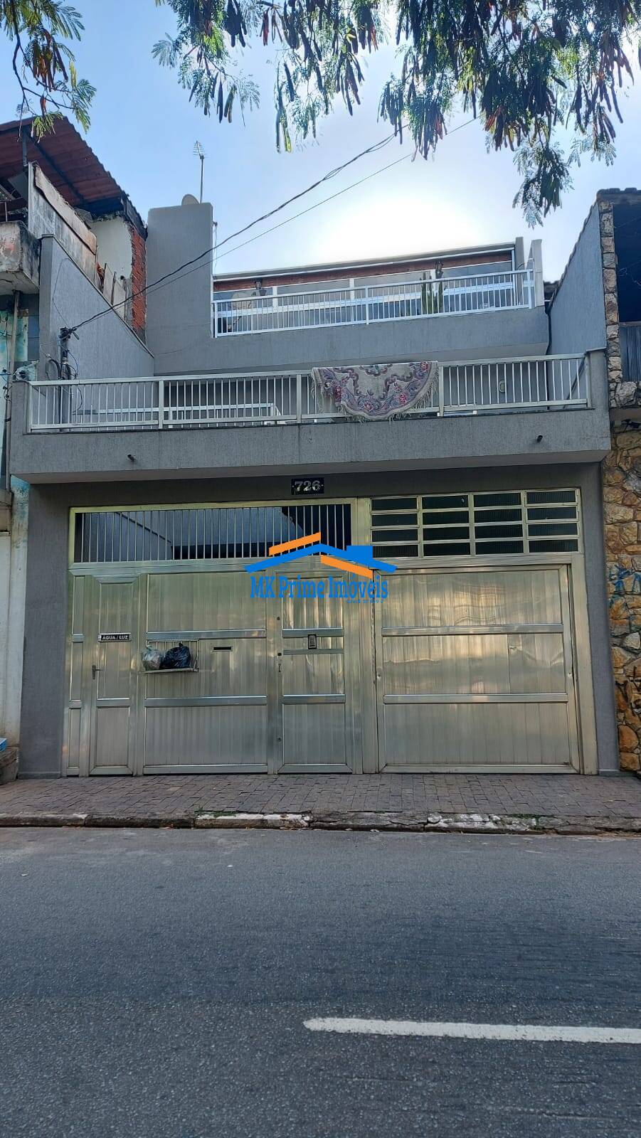 Sobrado à venda com 3 quartos, 450m² - Foto 1