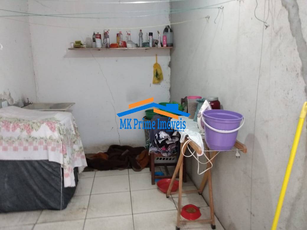 Sobrado à venda com 4 quartos, 100m² - Foto 14