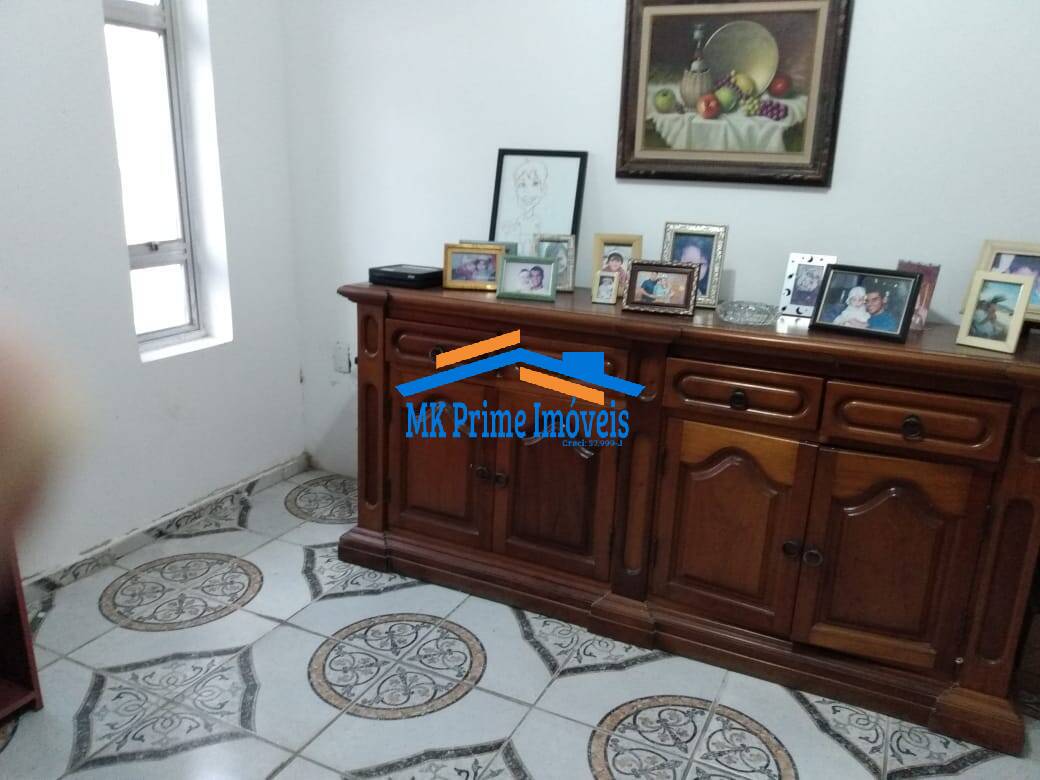 Sobrado à venda com 4 quartos, 100m² - Foto 8