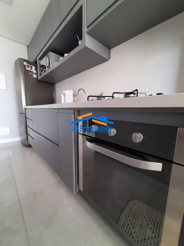 Apartamento à venda com 2 quartos, 70m² - Foto 15