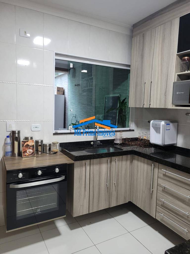 Sobrado à venda com 3 quartos, 140m² - Foto 3