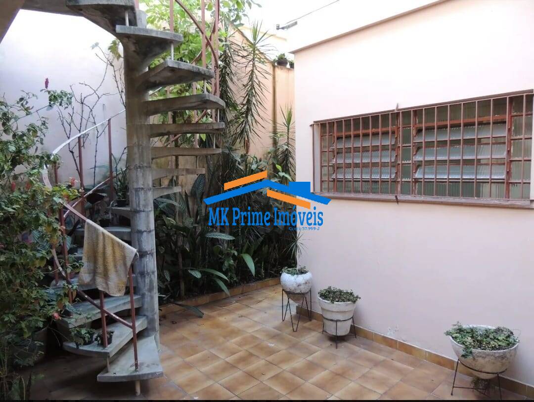 Sobrado à venda com 3 quartos, 148m² - Foto 3