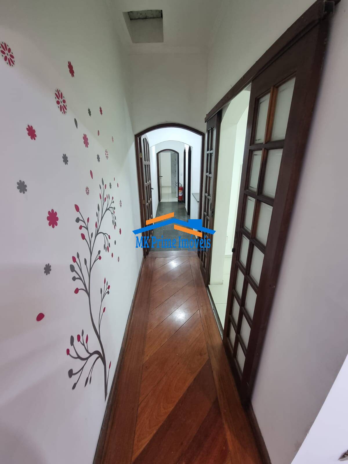 Casa à venda com 1 quarto, 350m² - Foto 9