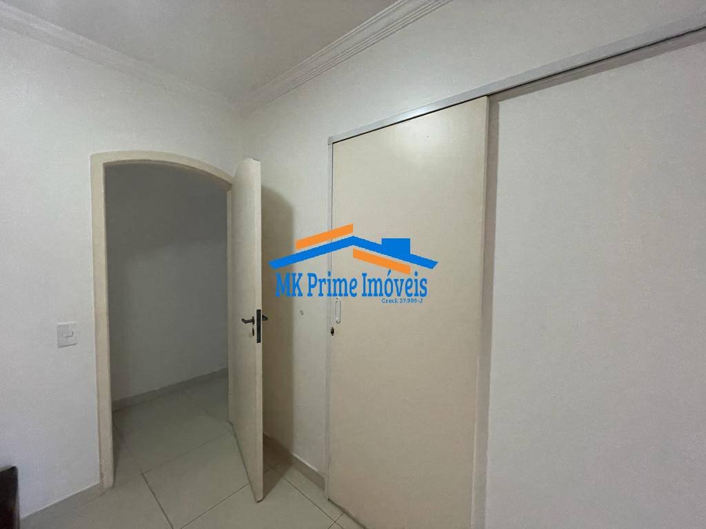 Sobrado à venda com 3 quartos, 180m² - Foto 19