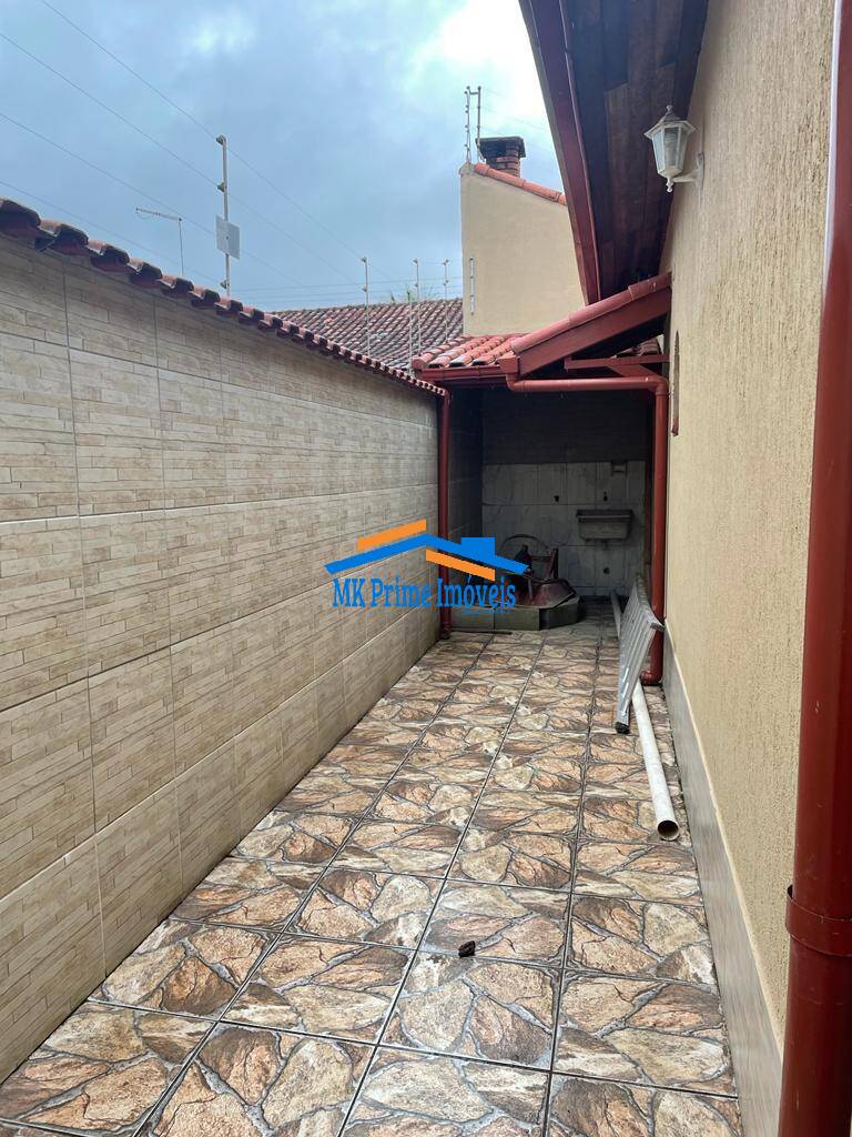 Casa à venda com 4 quartos, 138m² - Foto 9