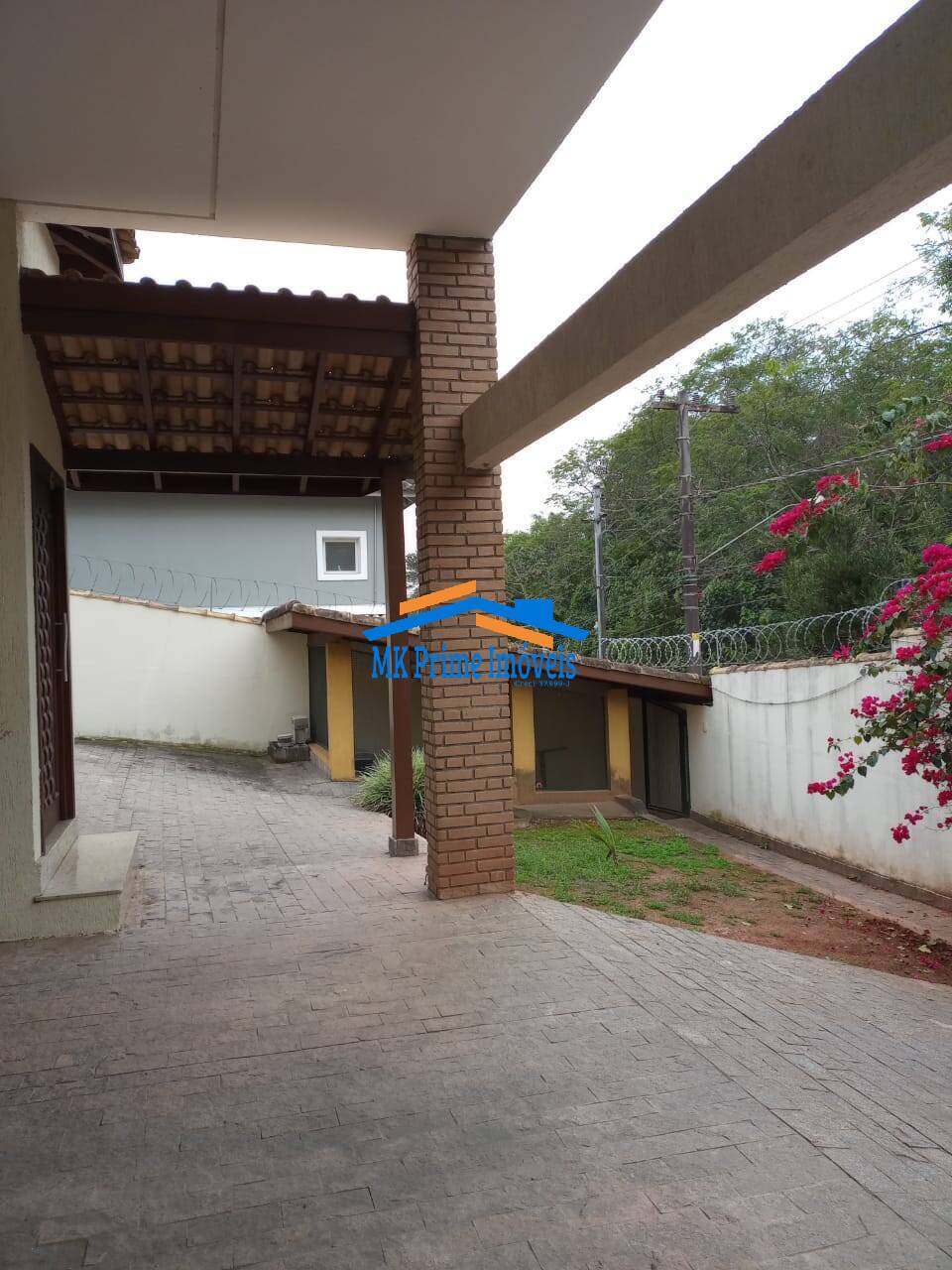 Sobrado à venda com 3 quartos, 476m² - Foto 4