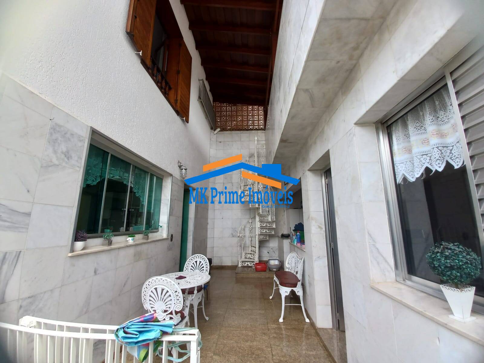 Sobrado à venda com 3 quartos, 319m² - Foto 5