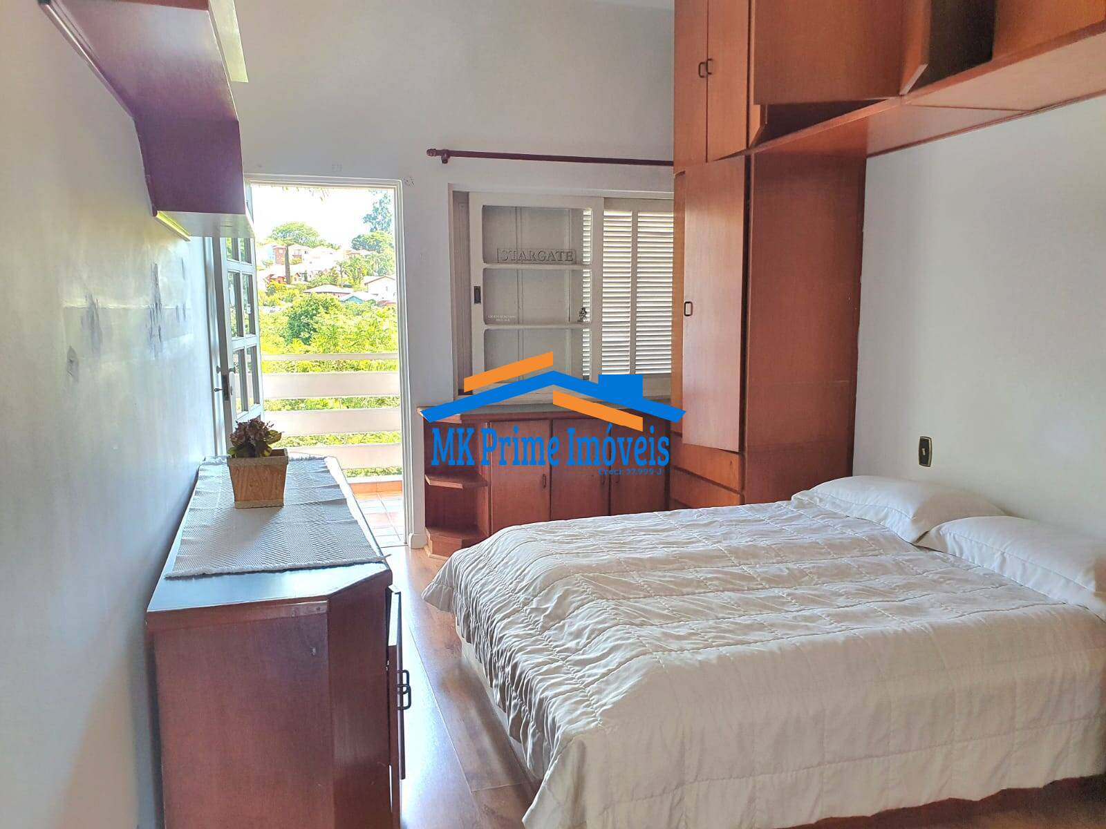 Casa de Condomínio à venda com 3 quartos, 320m² - Foto 32