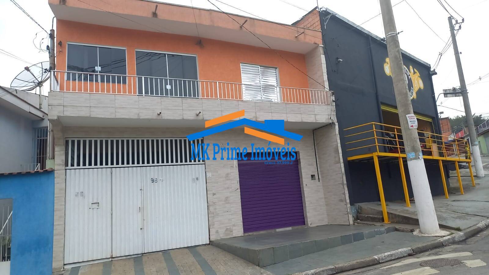 Sobrado à venda com 3 quartos, 192m² - Foto 1