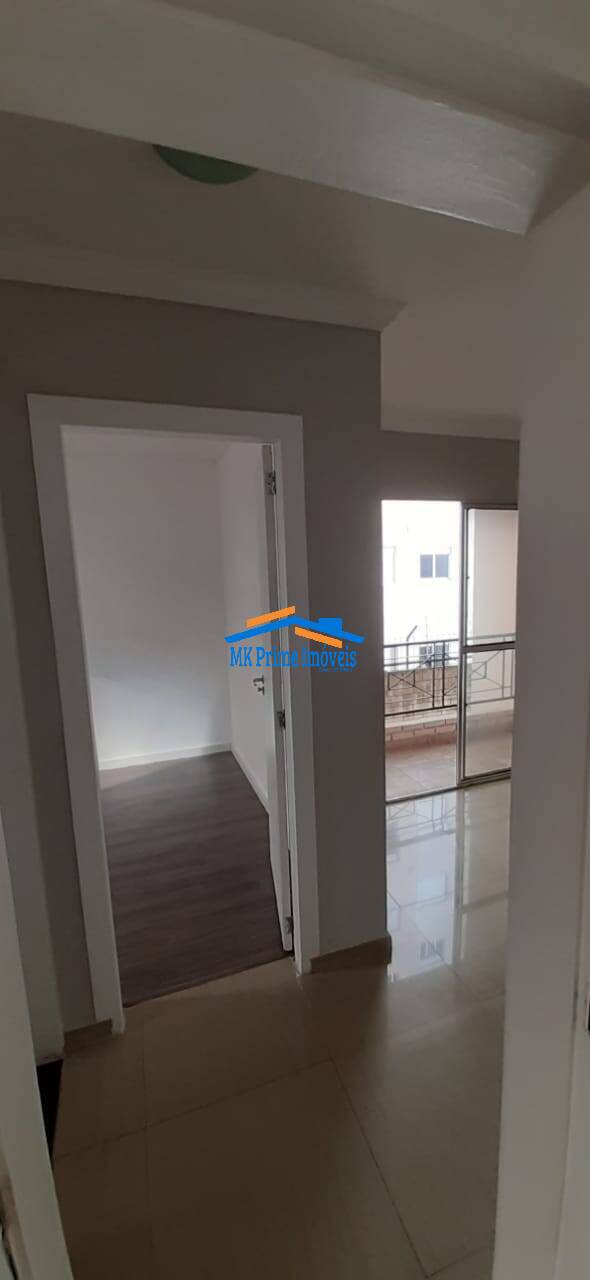 Apartamento à venda com 2 quartos, 60m² - Foto 4