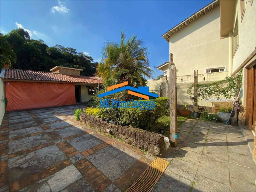 Casa de Condomínio à venda com 4 quartos, 304m² - Foto 24