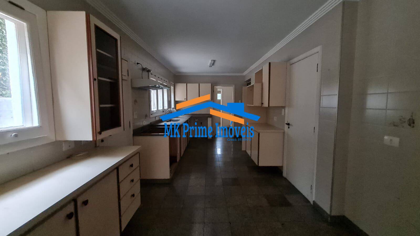 Casa de Condomínio à venda com 4 quartos, 340m² - Foto 12