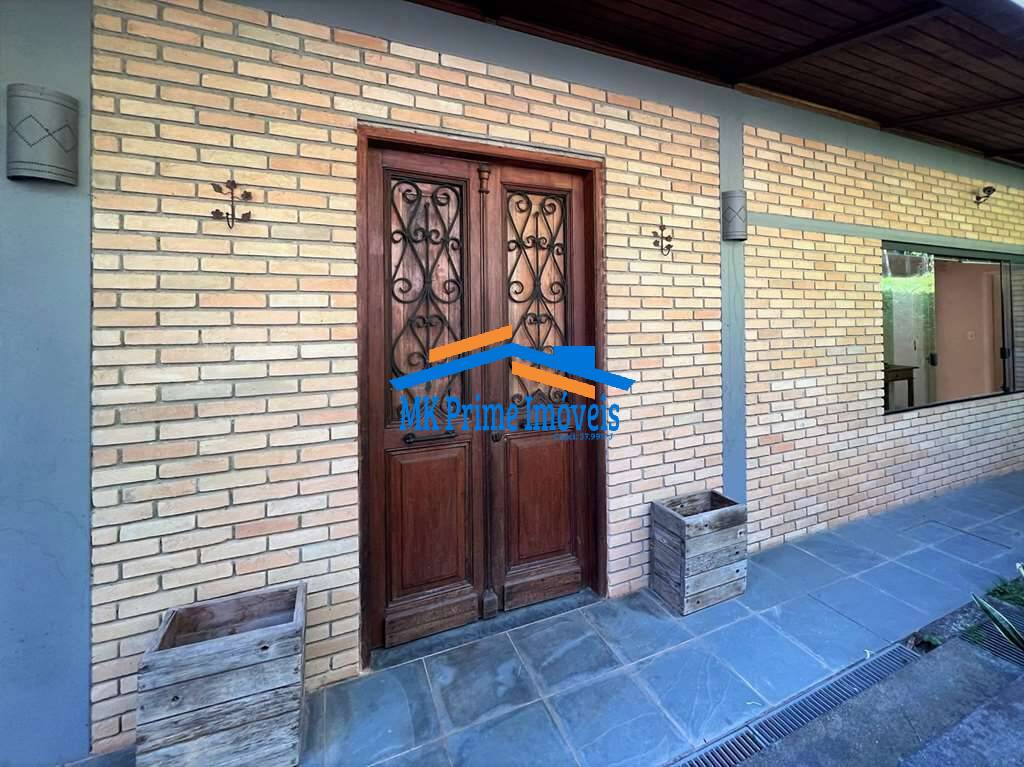 Casa de Condomínio à venda com 3 quartos, 382m² - Foto 2