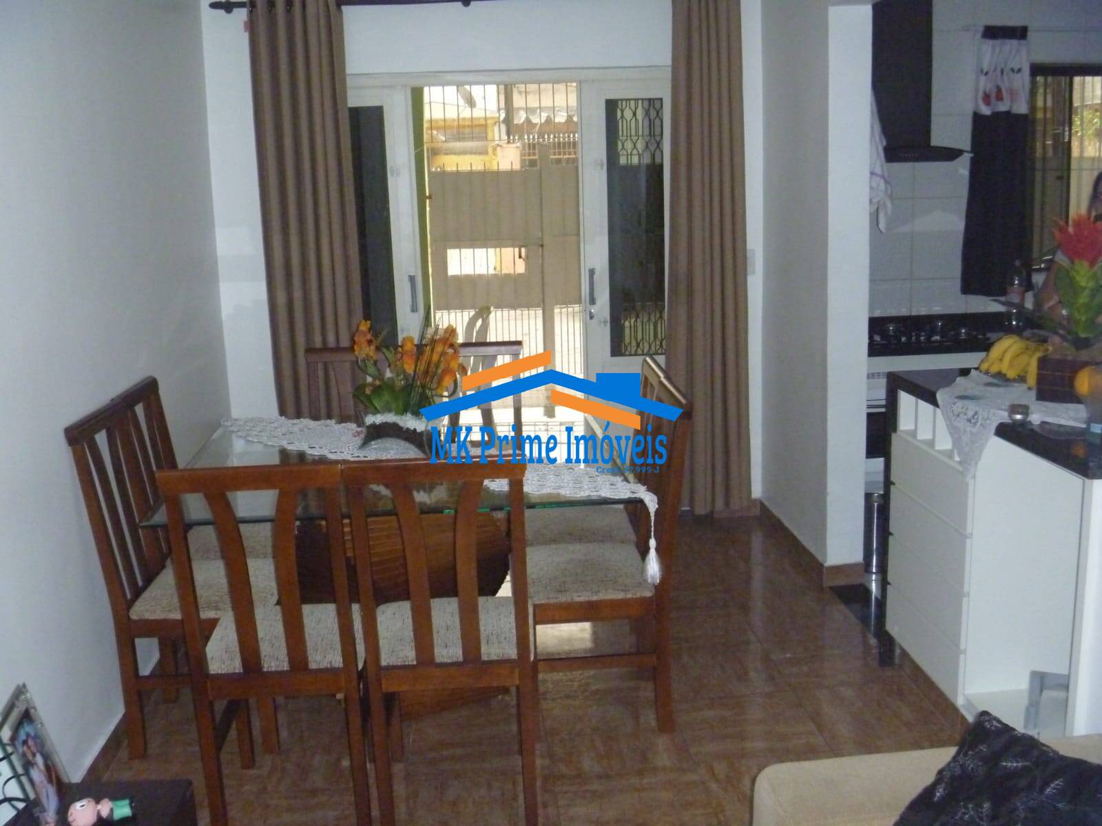 Casa à venda com 3 quartos, 95m² - Foto 2