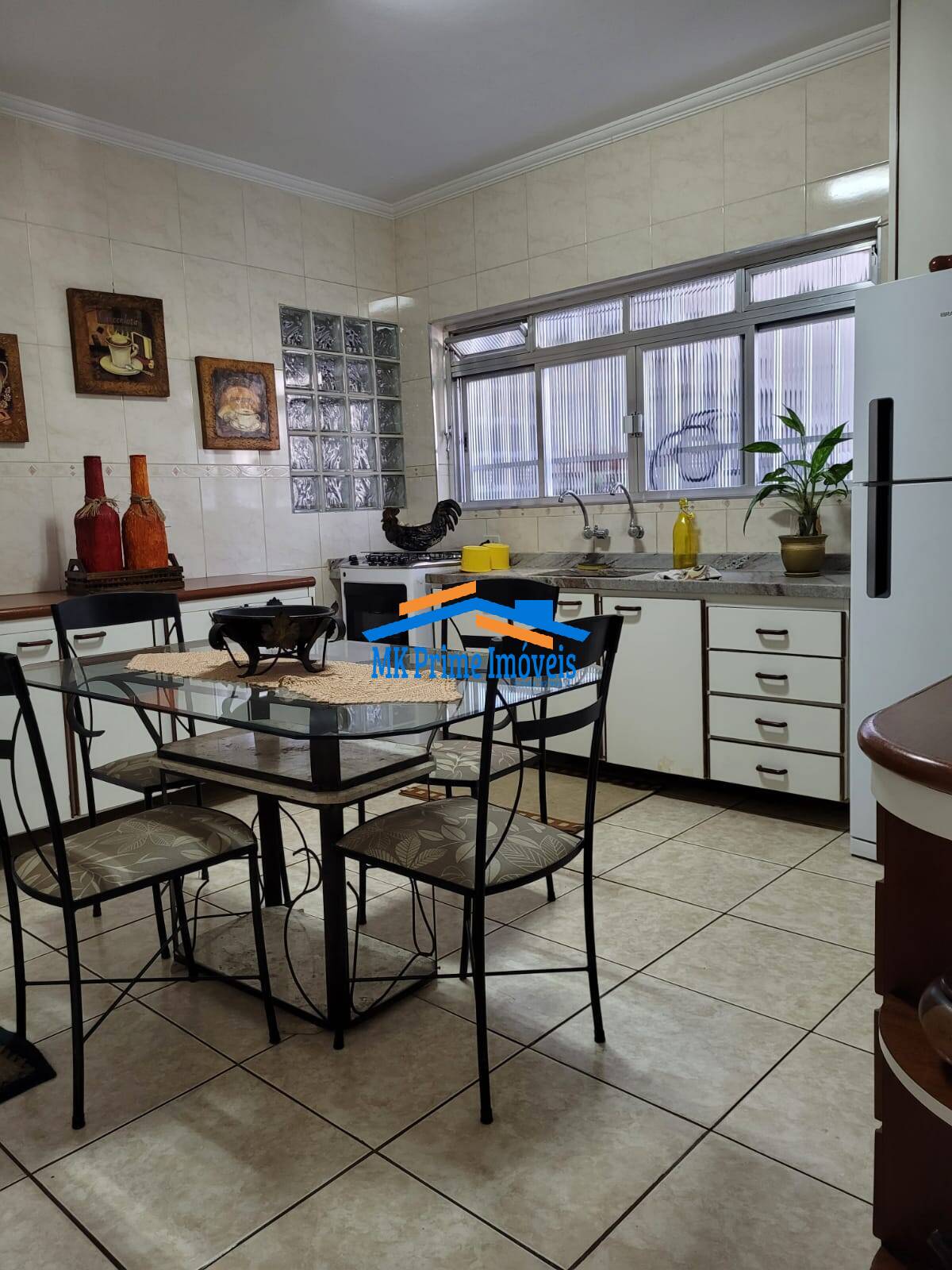 Sobrado à venda e aluguel com 3 quartos, 188m² - Foto 6