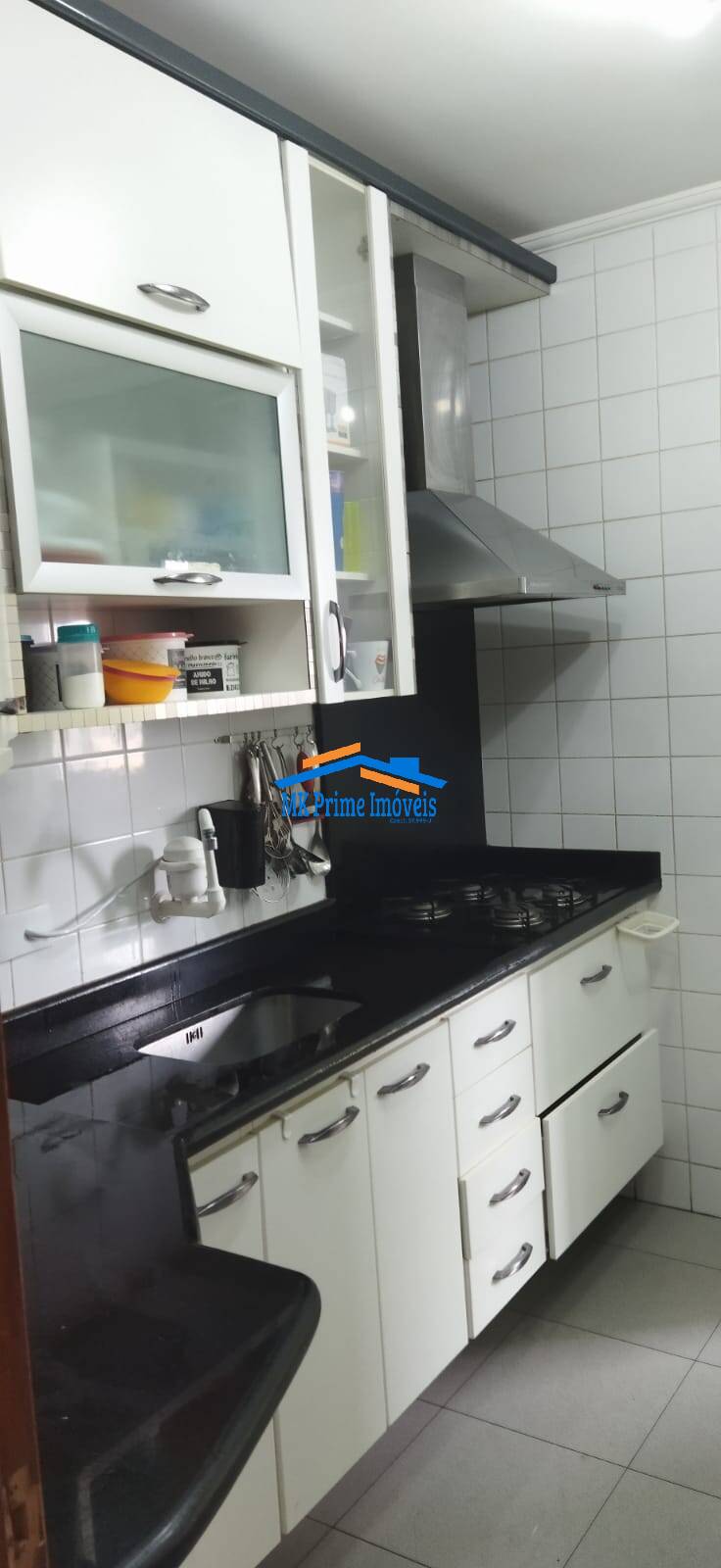 Apartamento à venda com 2 quartos, 64m² - Foto 9