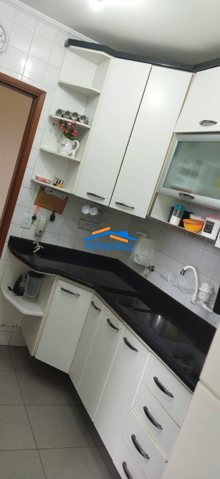 Apartamento à venda com 2 quartos, 64m² - Foto 13