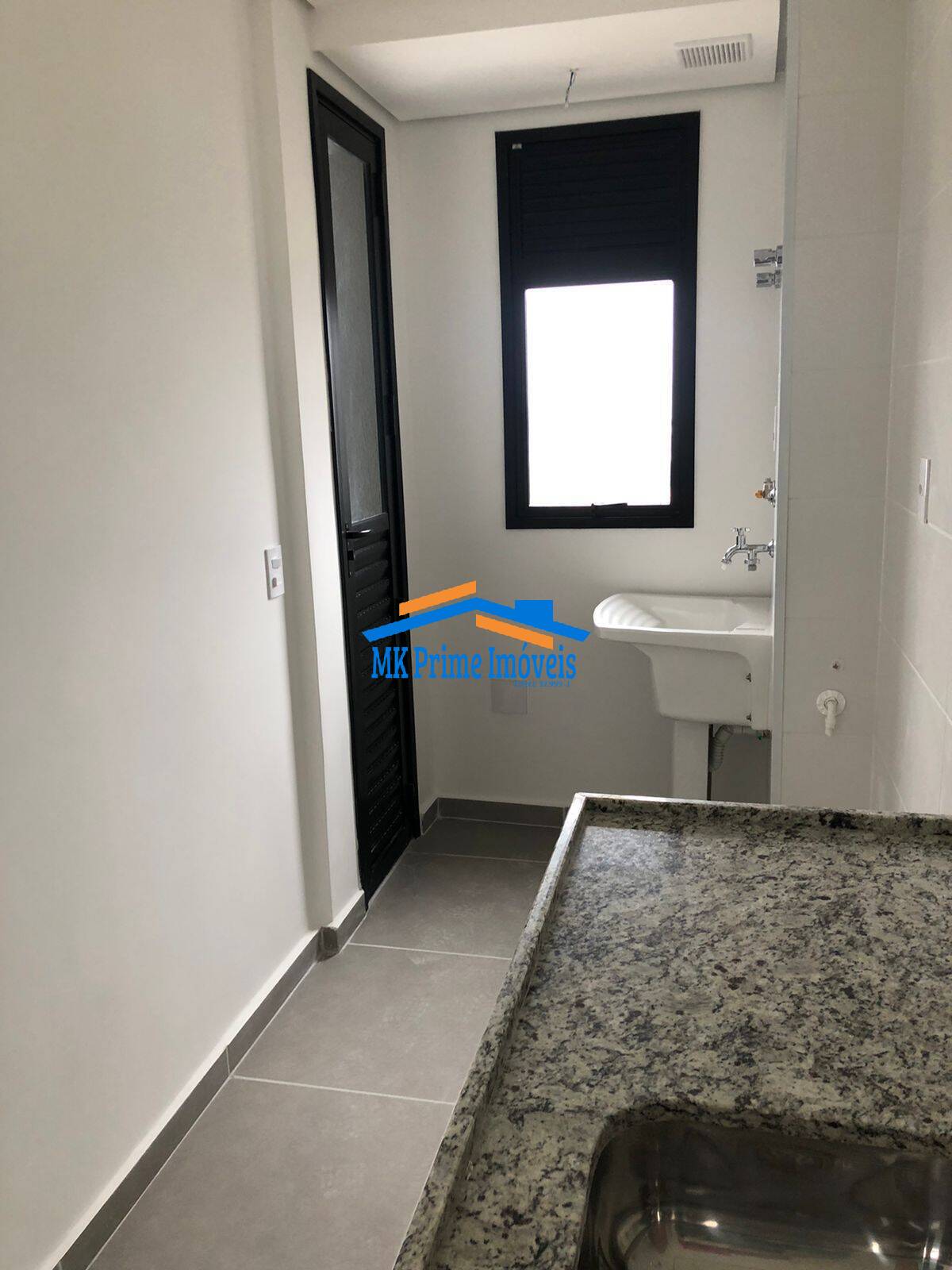 Apartamento à venda com 2 quartos, 61m² - Foto 5