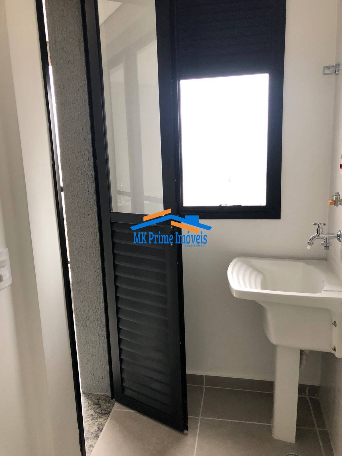 Apartamento à venda com 2 quartos, 61m² - Foto 7