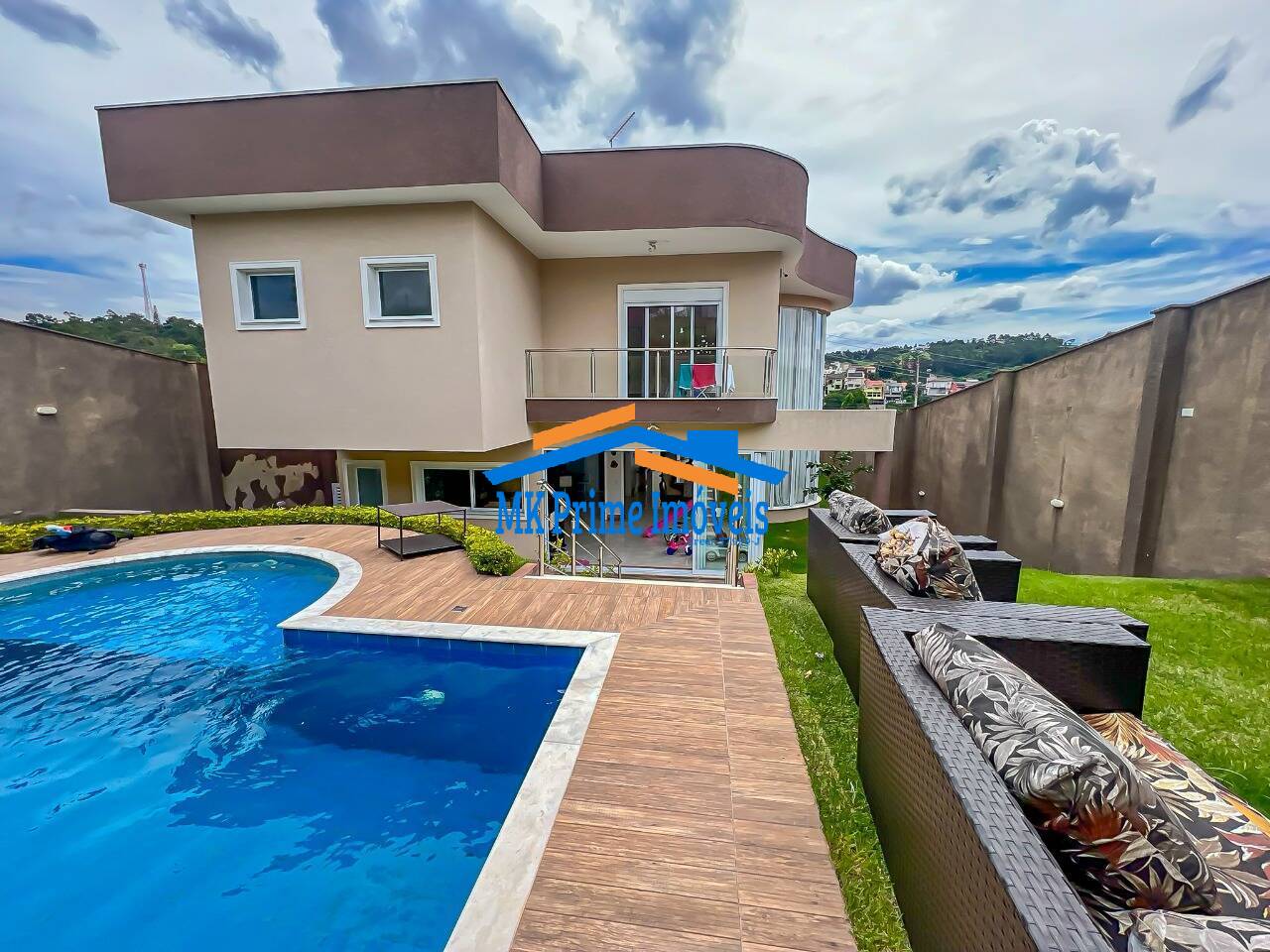 Casa de Condomínio à venda com 4 quartos, 580m² - Foto 10