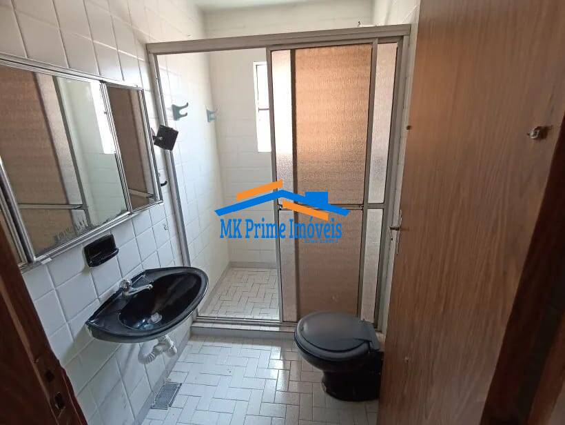 Casa à venda com 3 quartos, 180m² - Foto 8