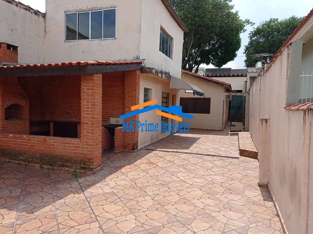 Casa à venda com 3 quartos, 180m² - Foto 2