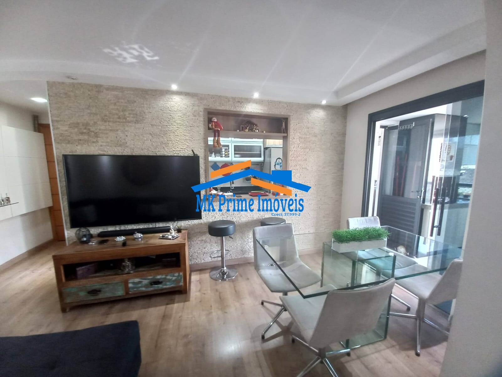 Apartamento à venda com 3 quartos, 75m² - Foto 1