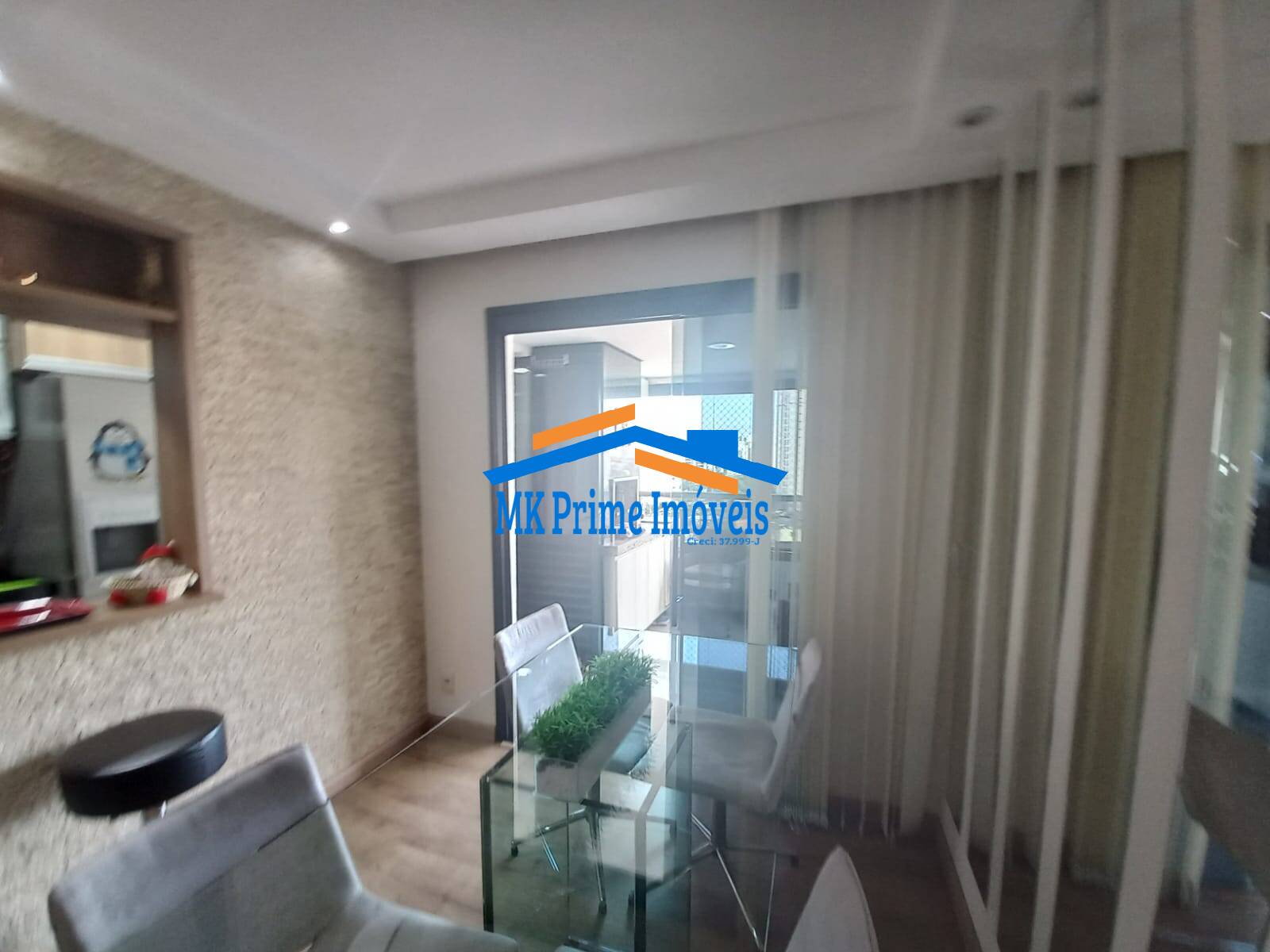 Apartamento à venda com 3 quartos, 75m² - Foto 4