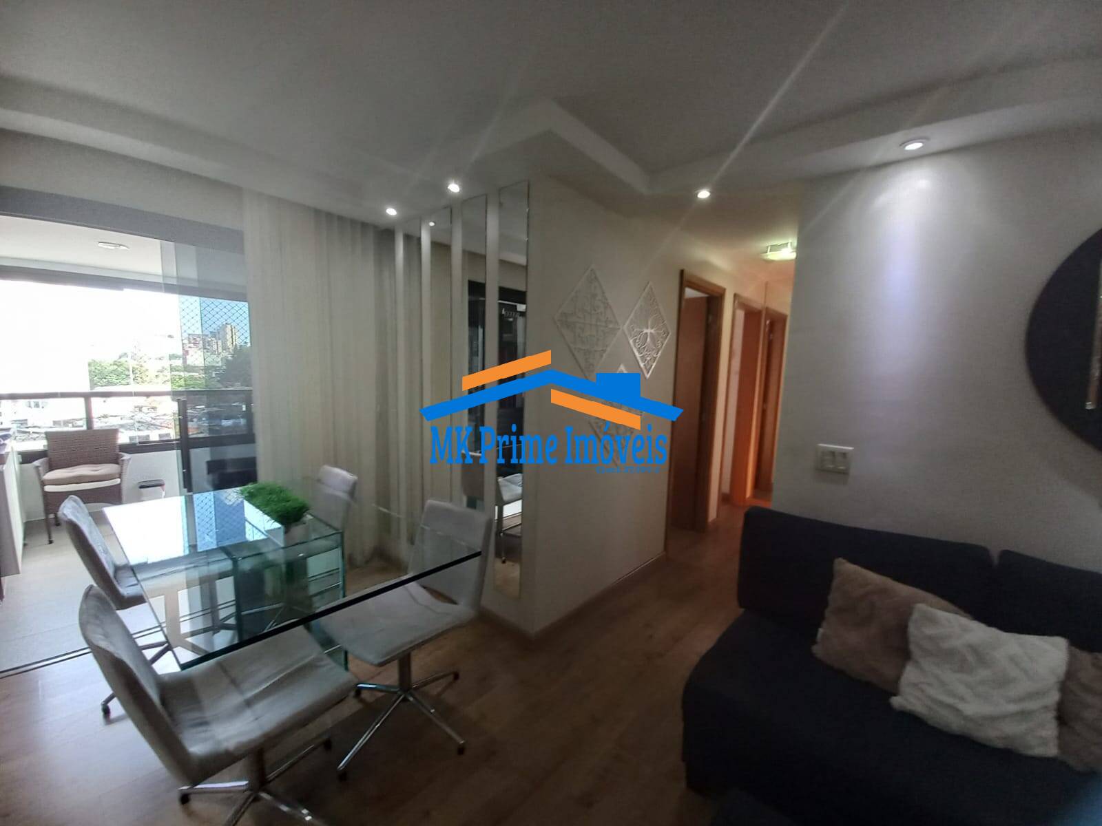 Apartamento à venda com 3 quartos, 75m² - Foto 2