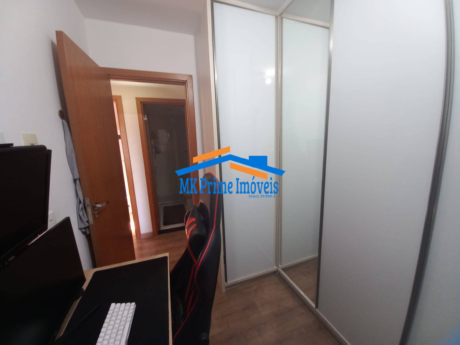 Apartamento à venda com 3 quartos, 75m² - Foto 22