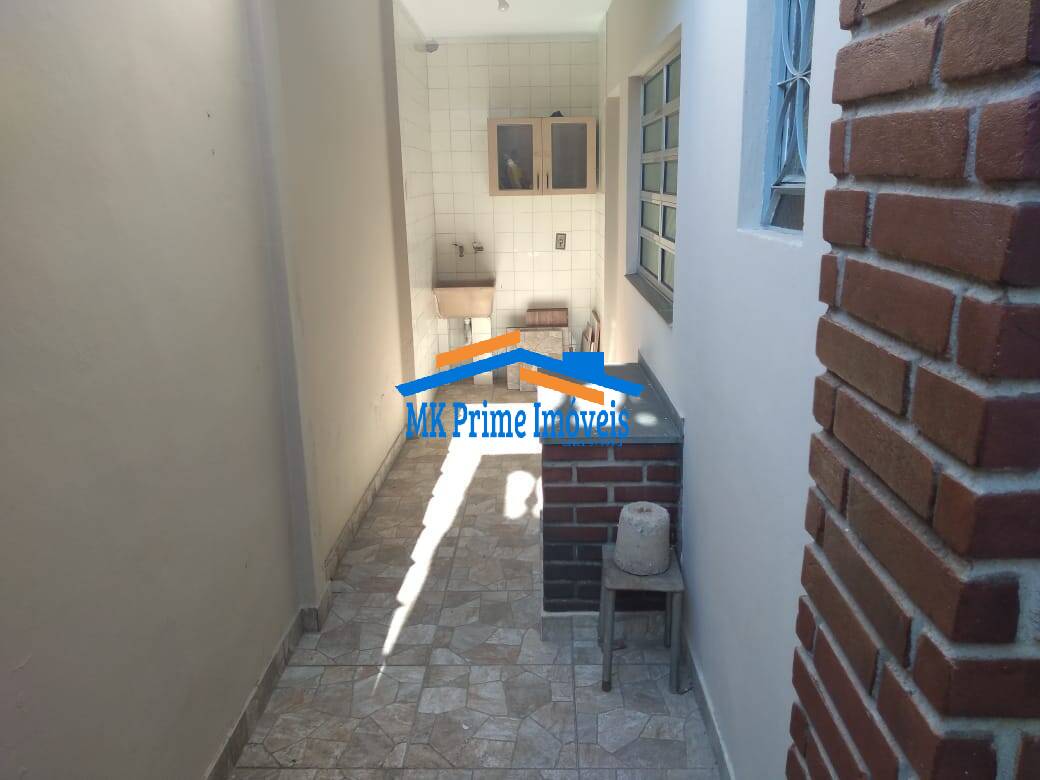 Sobrado à venda com 3 quartos, 212m² - Foto 13