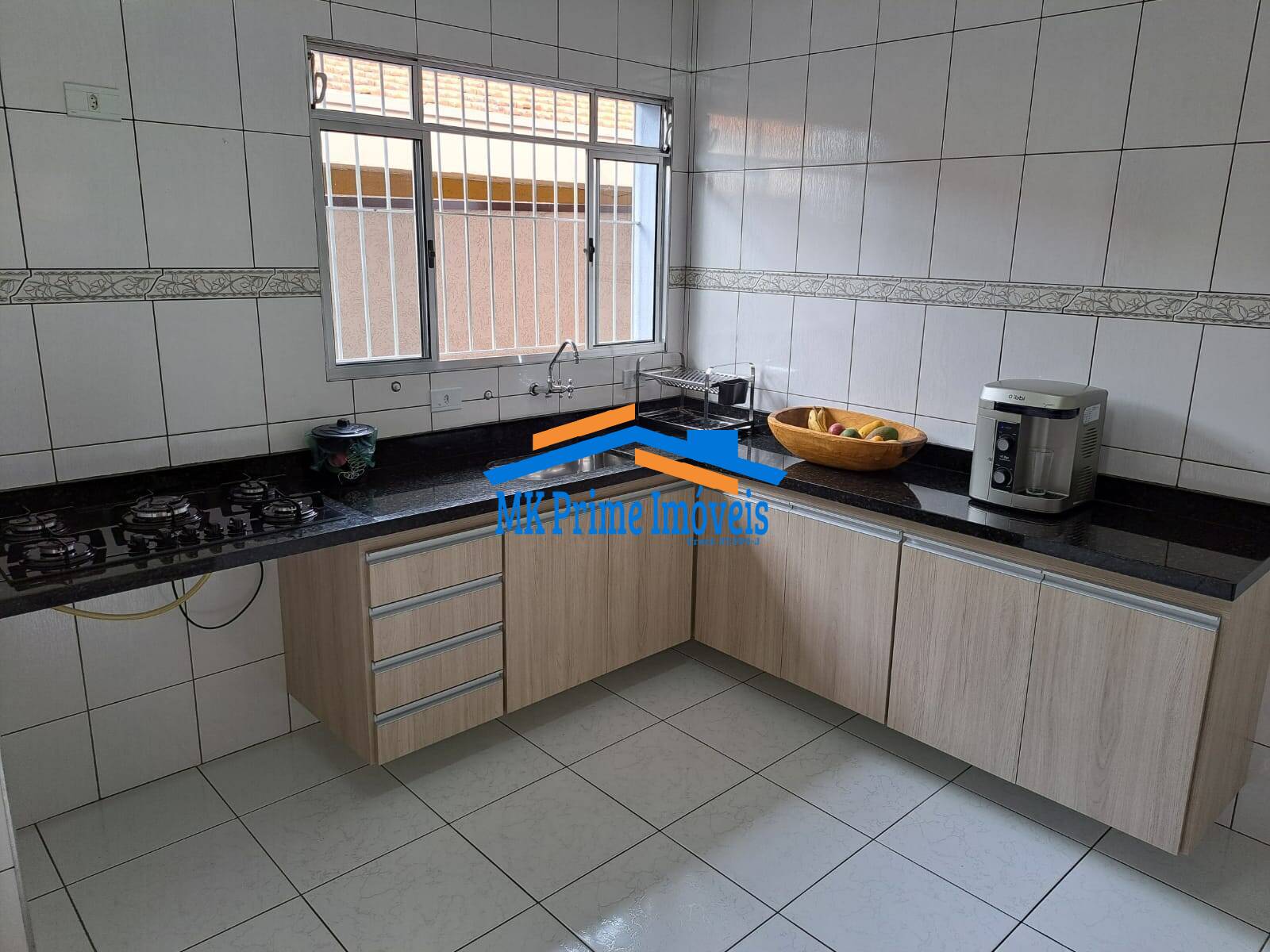 Sobrado à venda com 2 quartos, 218m² - Foto 5