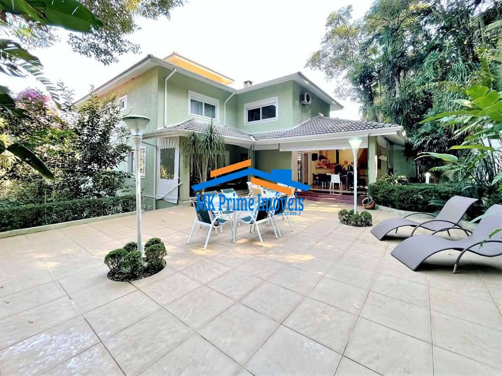 Casa de Condomínio à venda com 4 quartos, 553m² - Foto 1