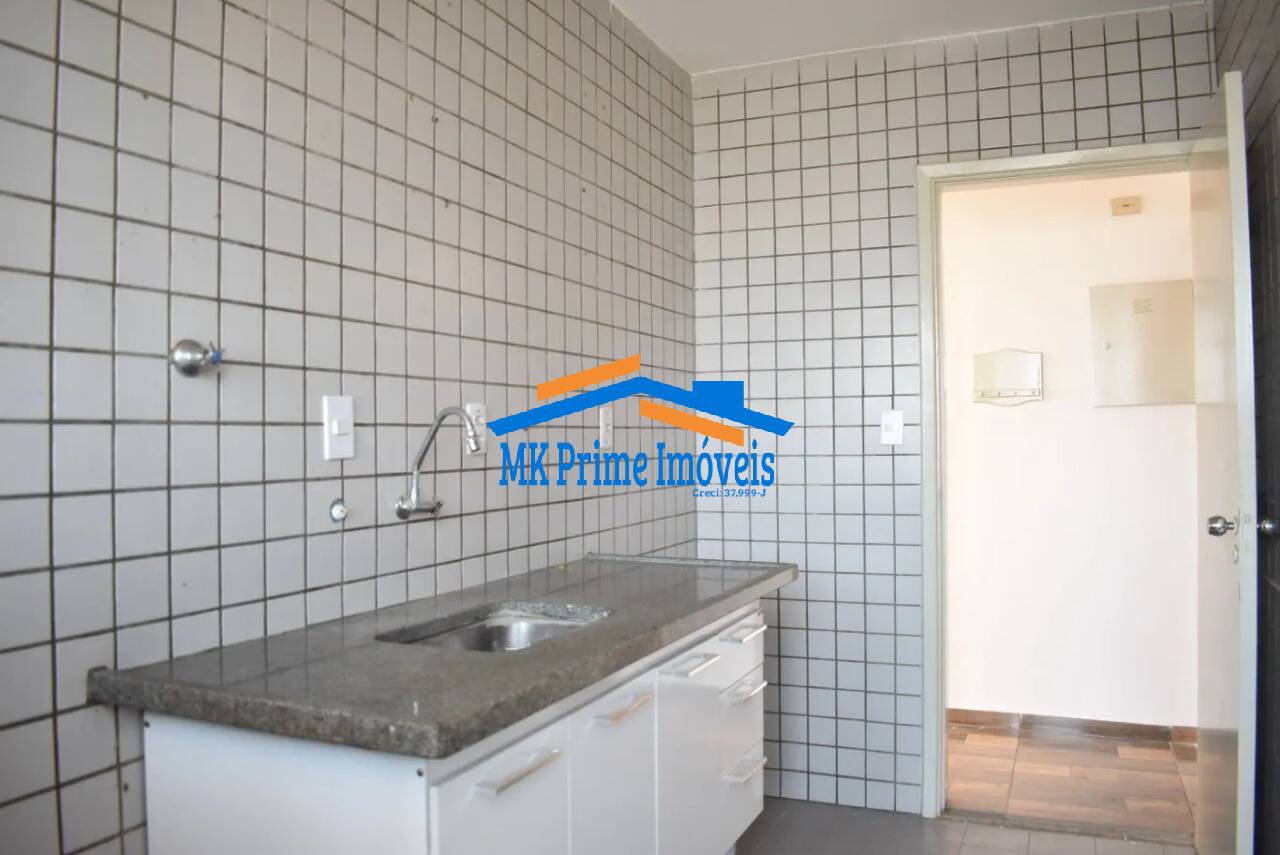 Apartamento à venda com 2 quartos, 58m² - Foto 3