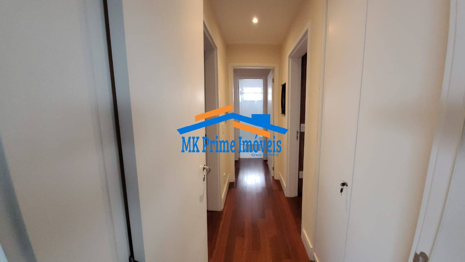 Apartamento à venda com 3 quartos, 170m² - Foto 19