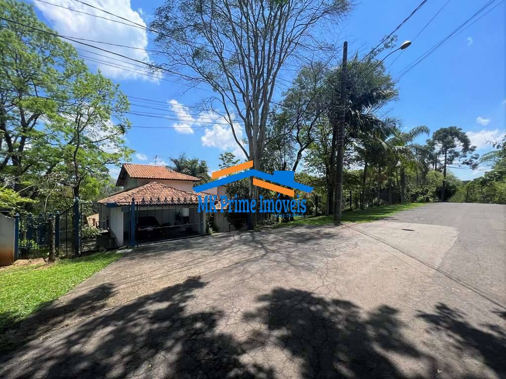 Casa de Condomínio à venda com 3 quartos, 545m² - Foto 2