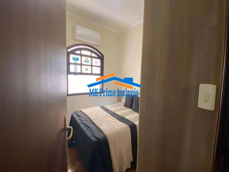 Sobrado à venda com 5 quartos, 240m² - Foto 10