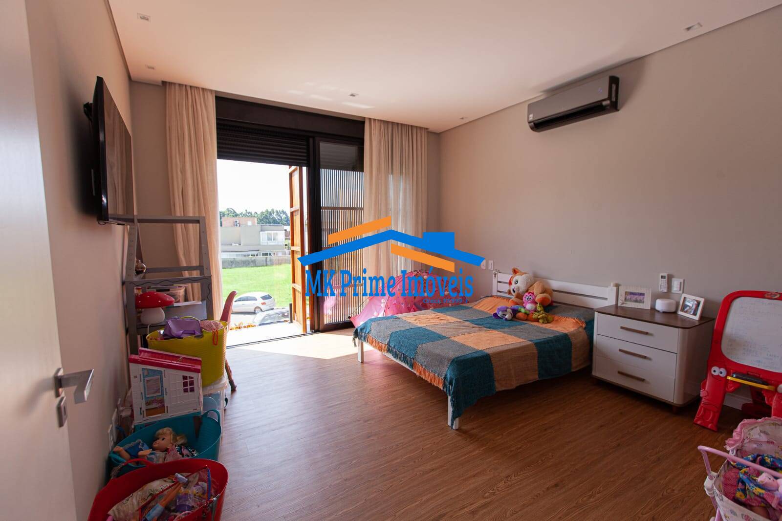 Casa de Condomínio à venda com 4 quartos, 400m² - Foto 10