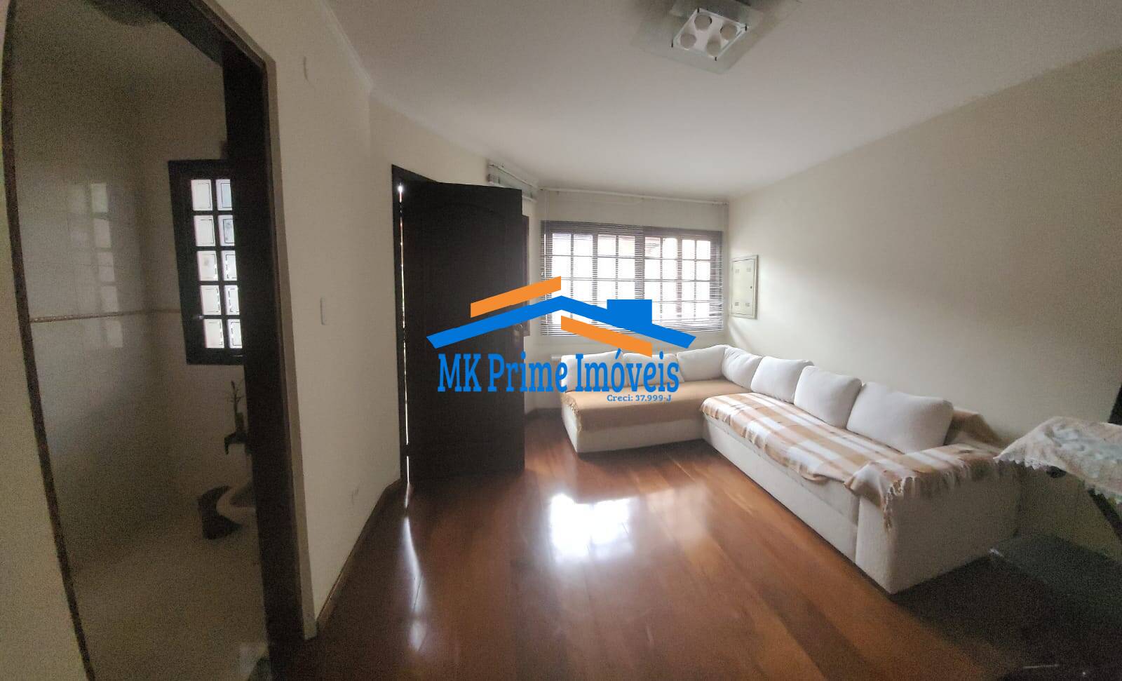 Casa à venda com 3 quartos, 229m² - Foto 4