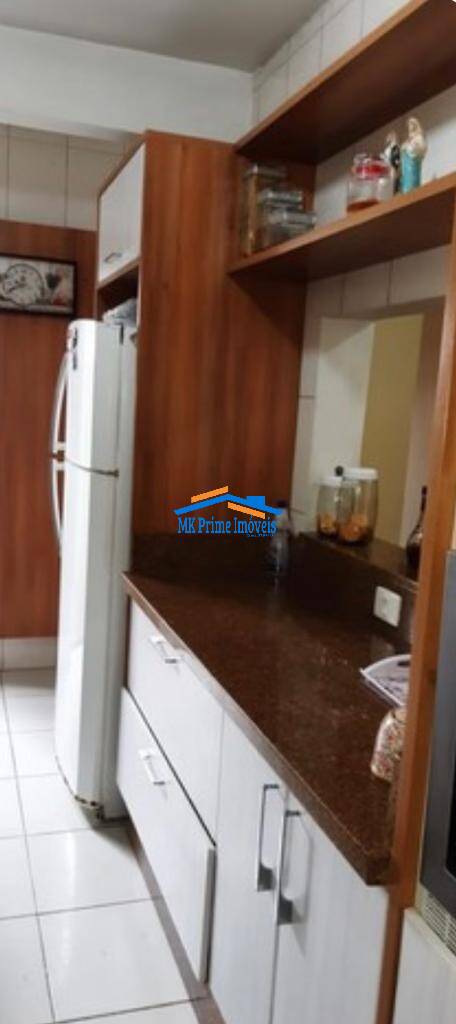 Sobrado à venda com 3 quartos, 250m² - Foto 17