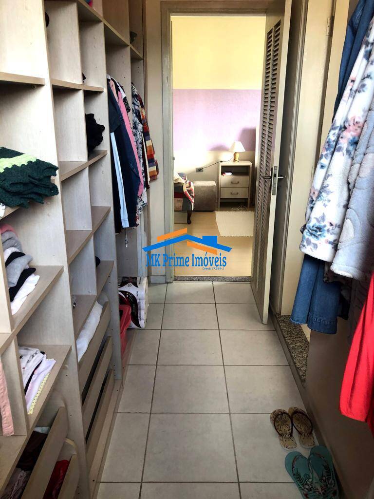 Sobrado à venda com 5 quartos, 264m² - Foto 24