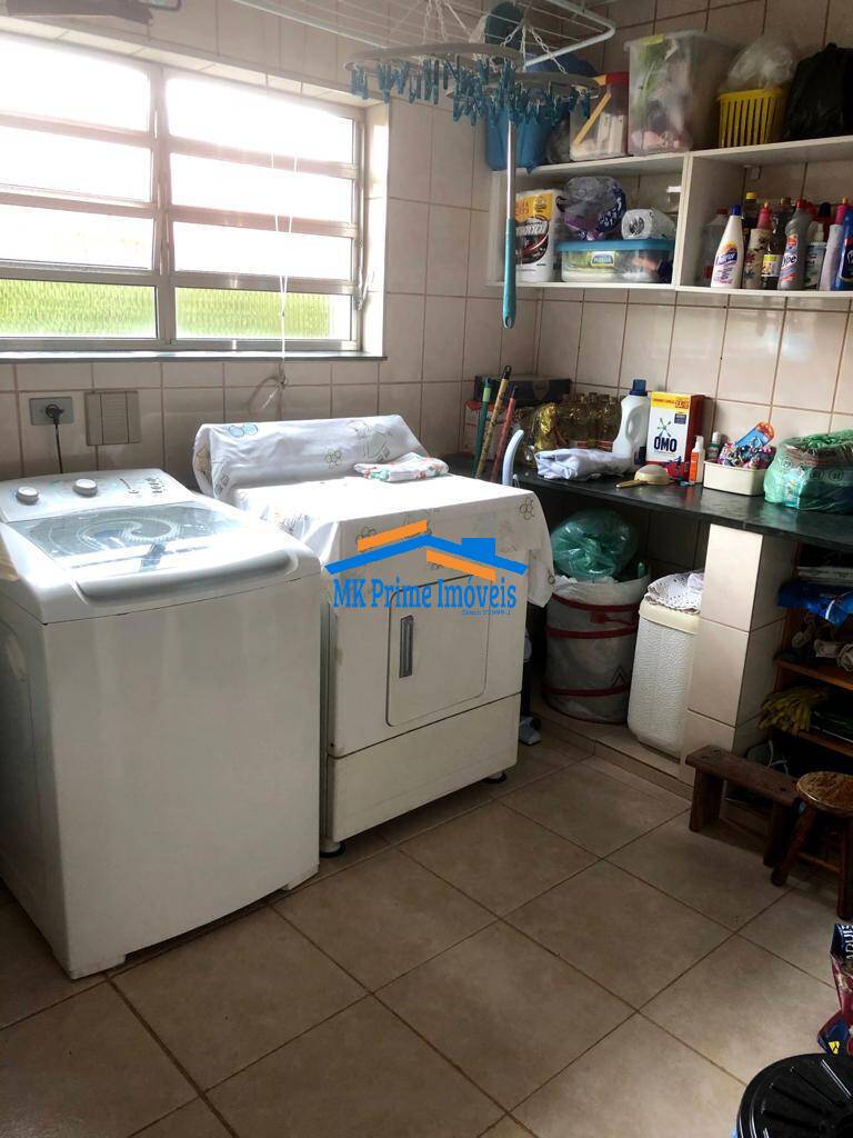 Sobrado à venda com 5 quartos, 264m² - Foto 11