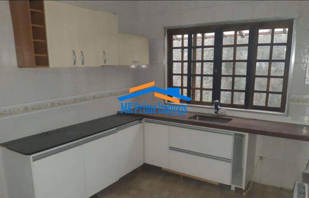 Casa de Condomínio à venda com 6 quartos, 240m² - Foto 24