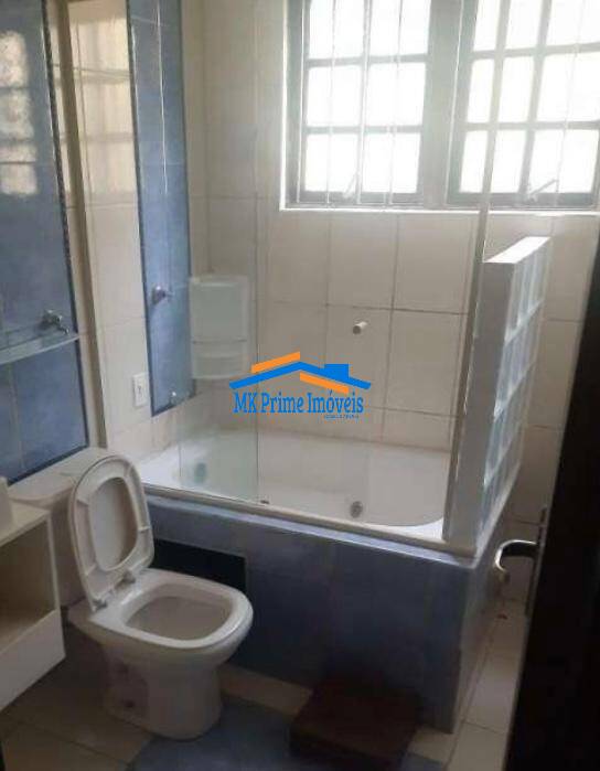 Casa de Condomínio à venda com 6 quartos, 240m² - Foto 21