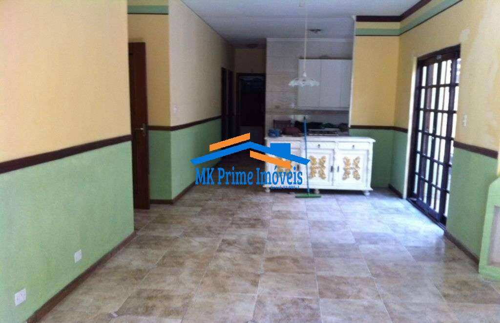 Casa de Condomínio à venda com 6 quartos, 240m² - Foto 8