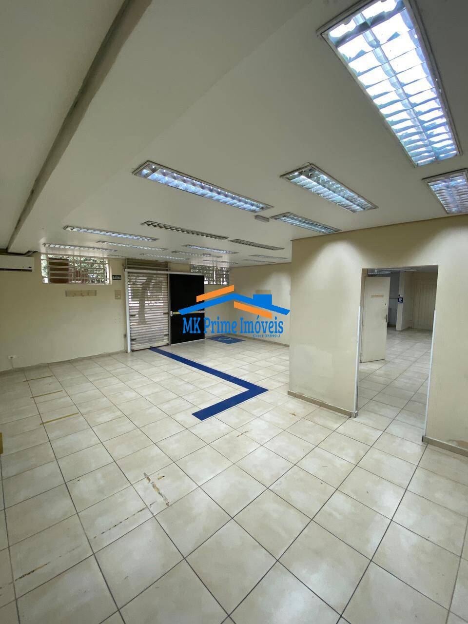 Depósito-Galpão-Armazém para alugar, 250m² - Foto 2