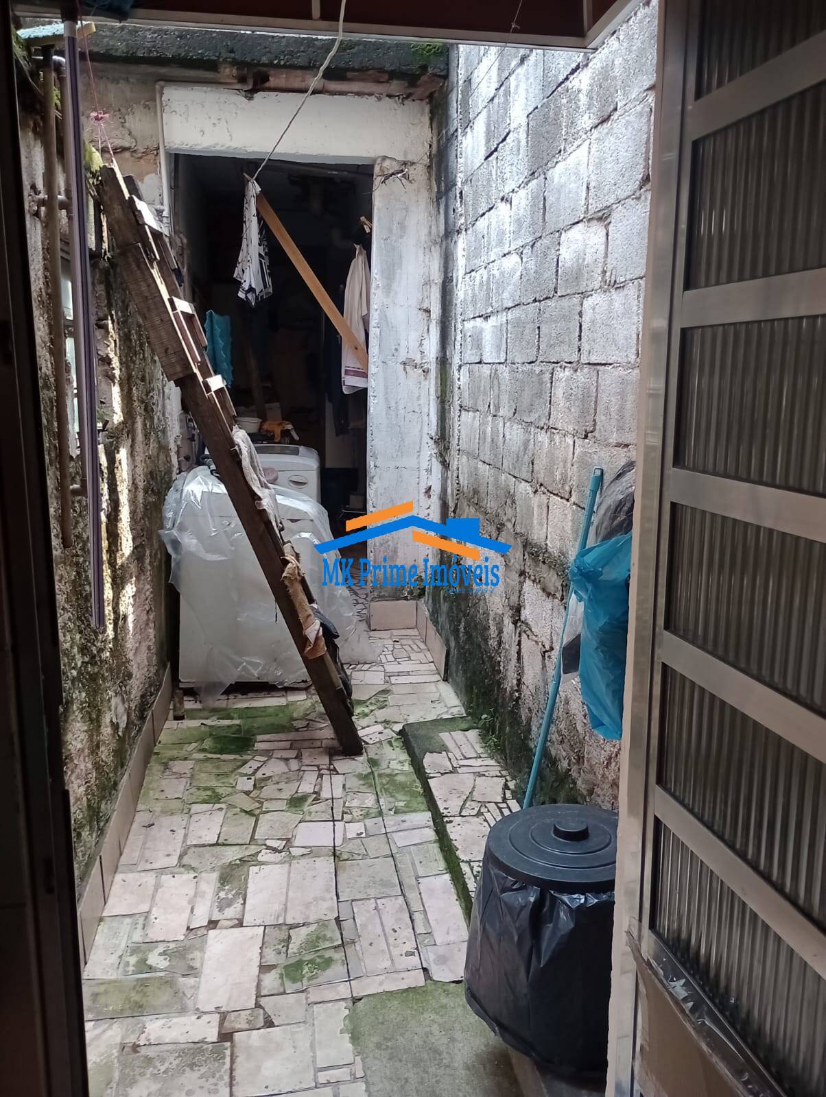 Sobrado à venda com 6 quartos, 217m² - Foto 14