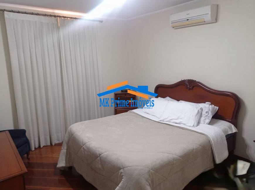 Casa de Condomínio à venda com 4 quartos, 360m² - Foto 18